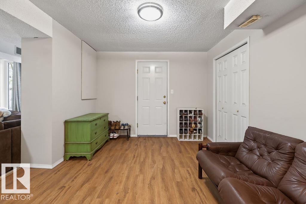#49 52257 RGE ROAD 231 - 36