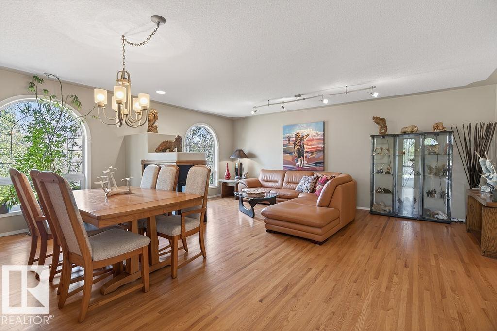 #49 52257 RGE ROAD 231 - 22