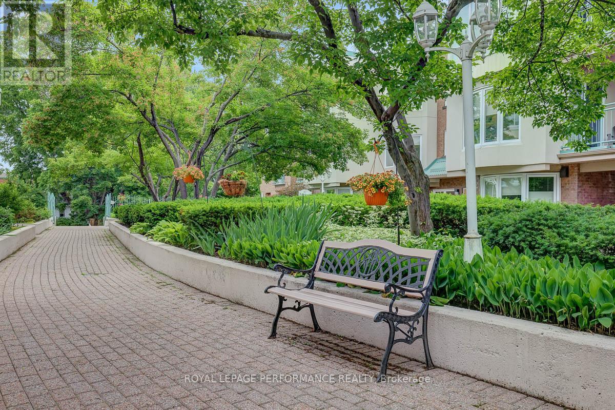 #401D 1 COLUMBUS AVENUE - 31