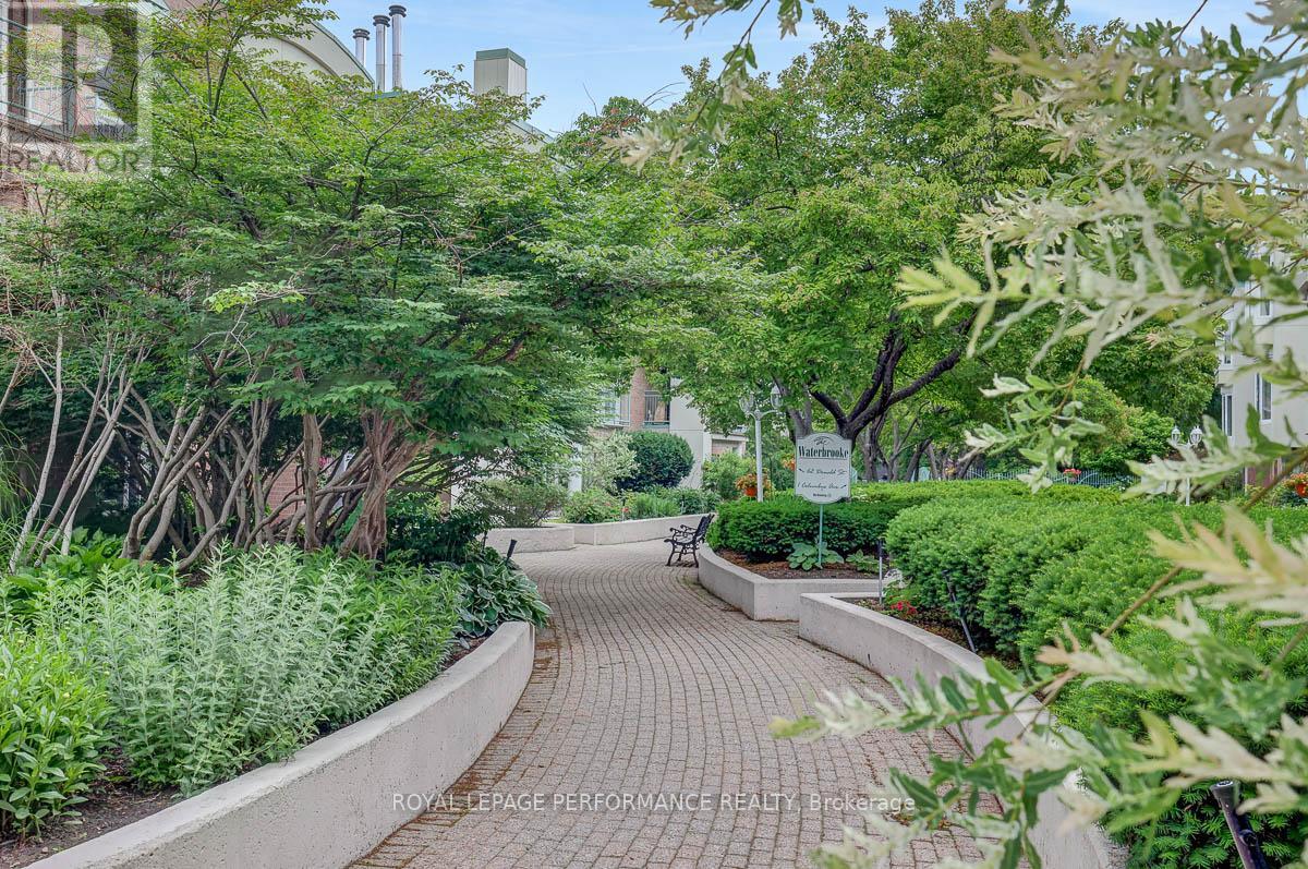 #401D 1 COLUMBUS AVENUE - 33