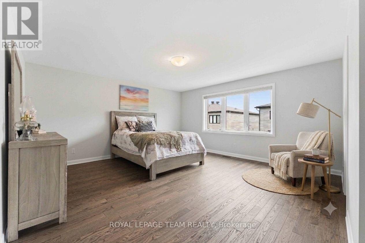 332 ELSIE MACGILL WALK - 24