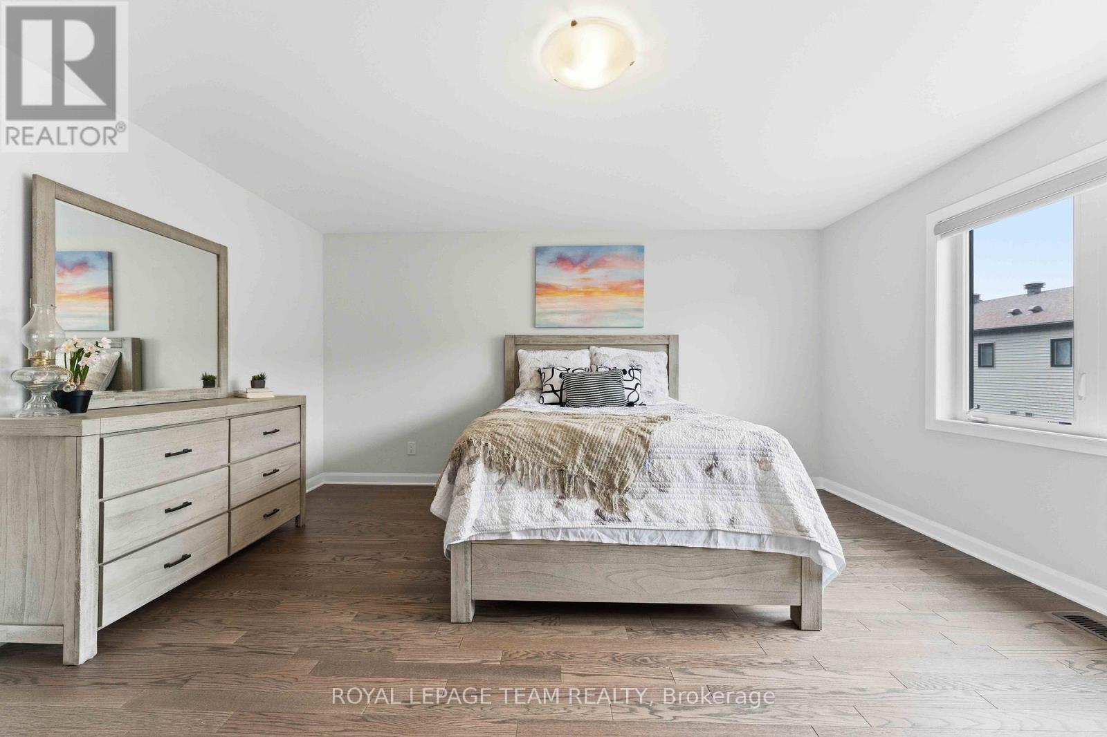 332 ELSIE MACGILL WALK - 25