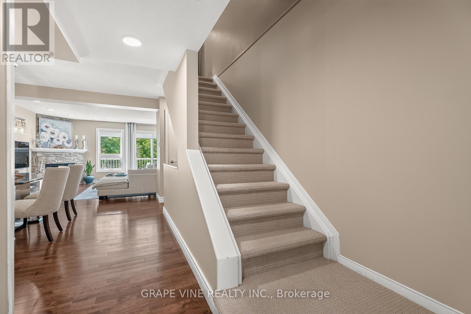 2 Bed, 2 Bath House for Sale in Ottawa – 14 – 280 BAY STREET, Ottawa – MLS# X13485758 - Image 24