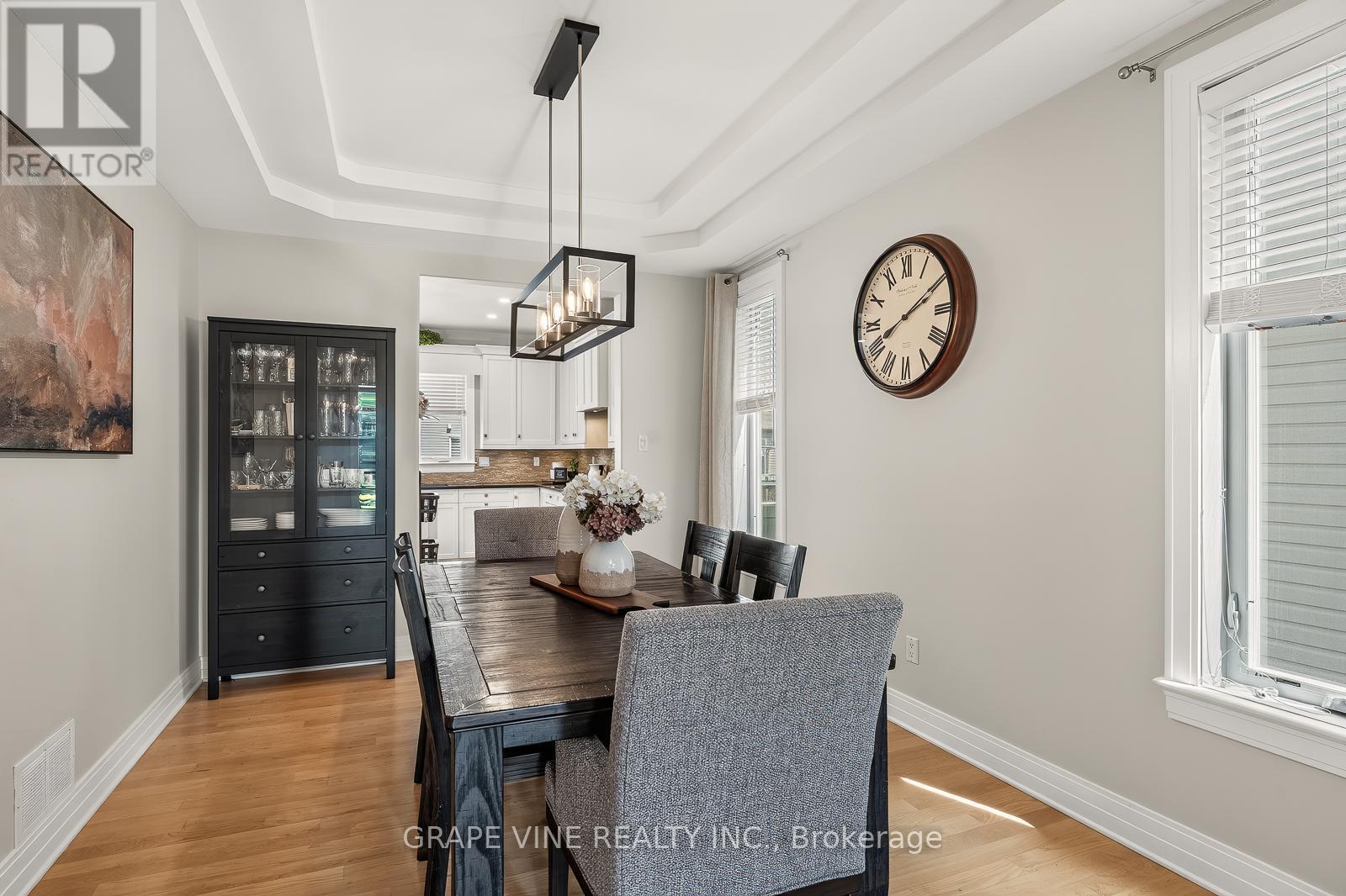 523 ADAMSON CRESCENT - 12