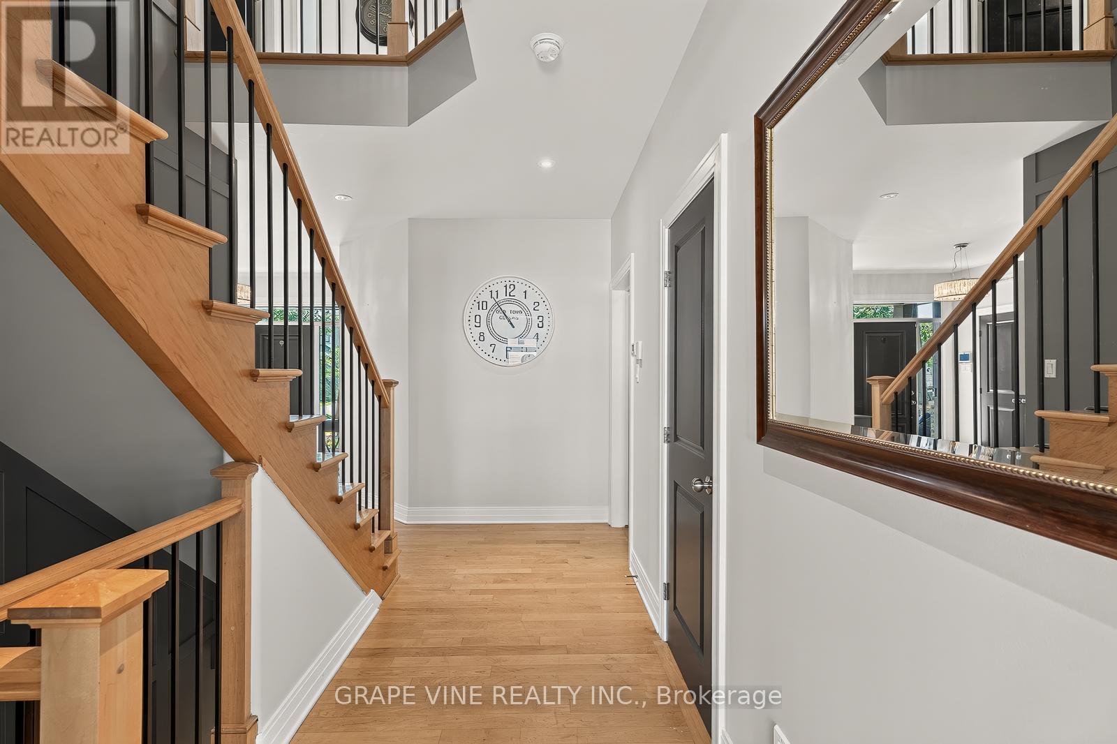 523 ADAMSON CRESCENT - 13