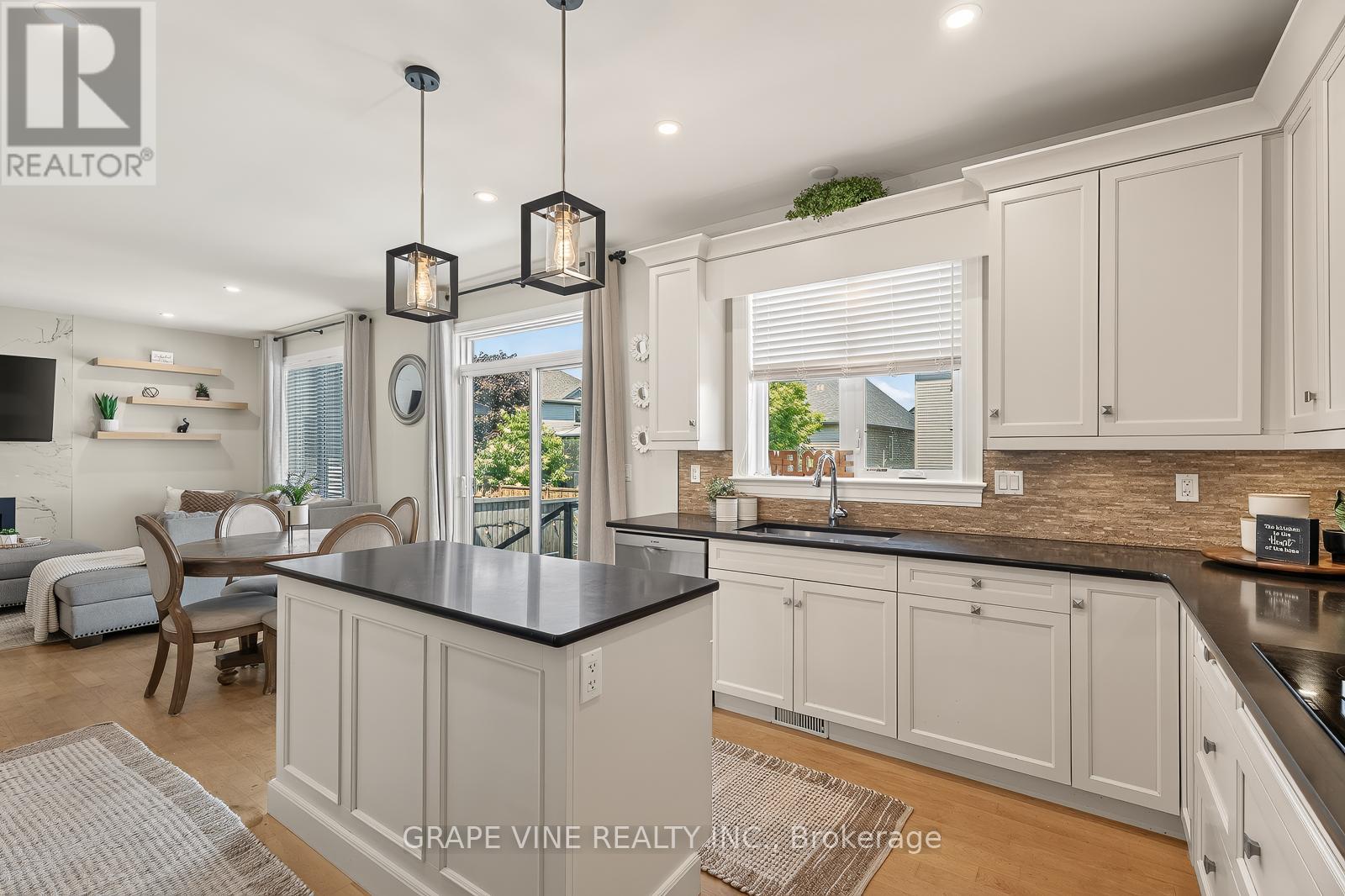 523 ADAMSON CRESCENT - 23