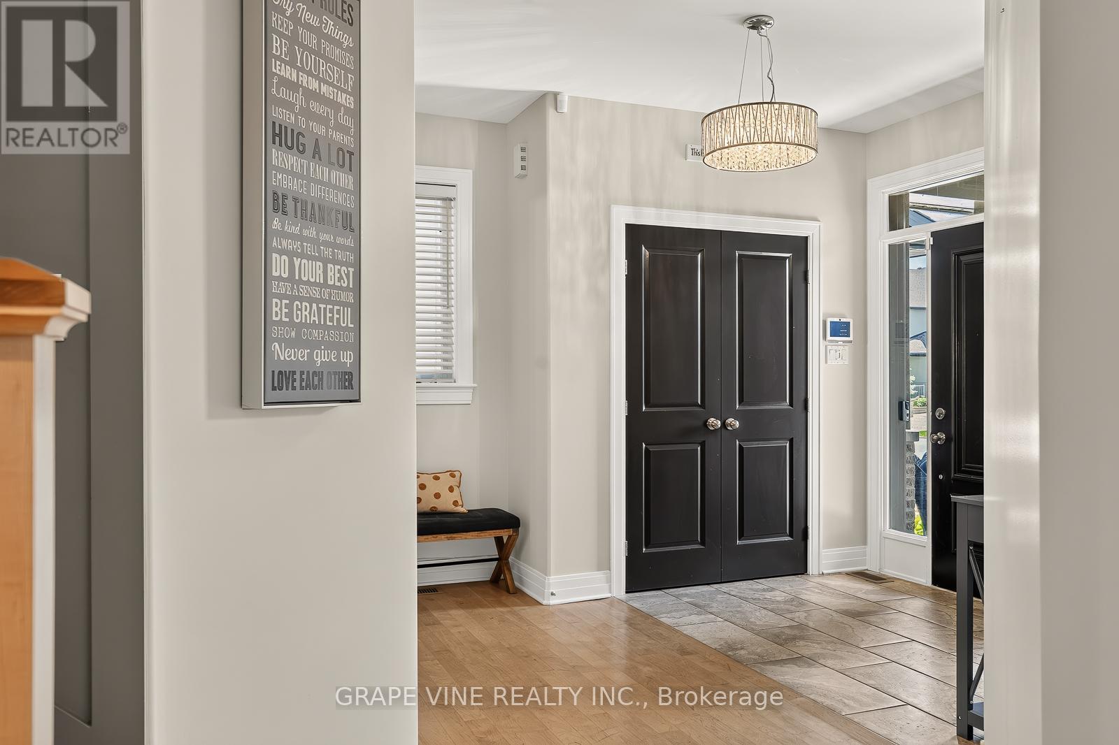 523 ADAMSON CRESCENT - 44