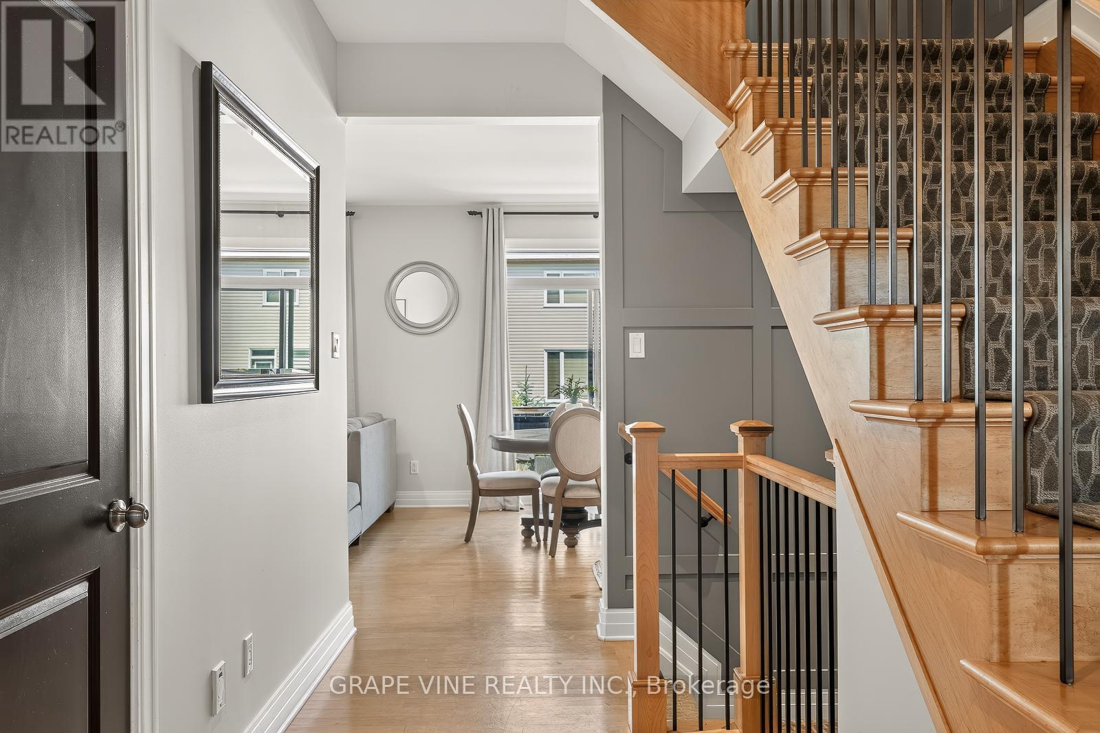 523 ADAMSON CRESCENT - 45