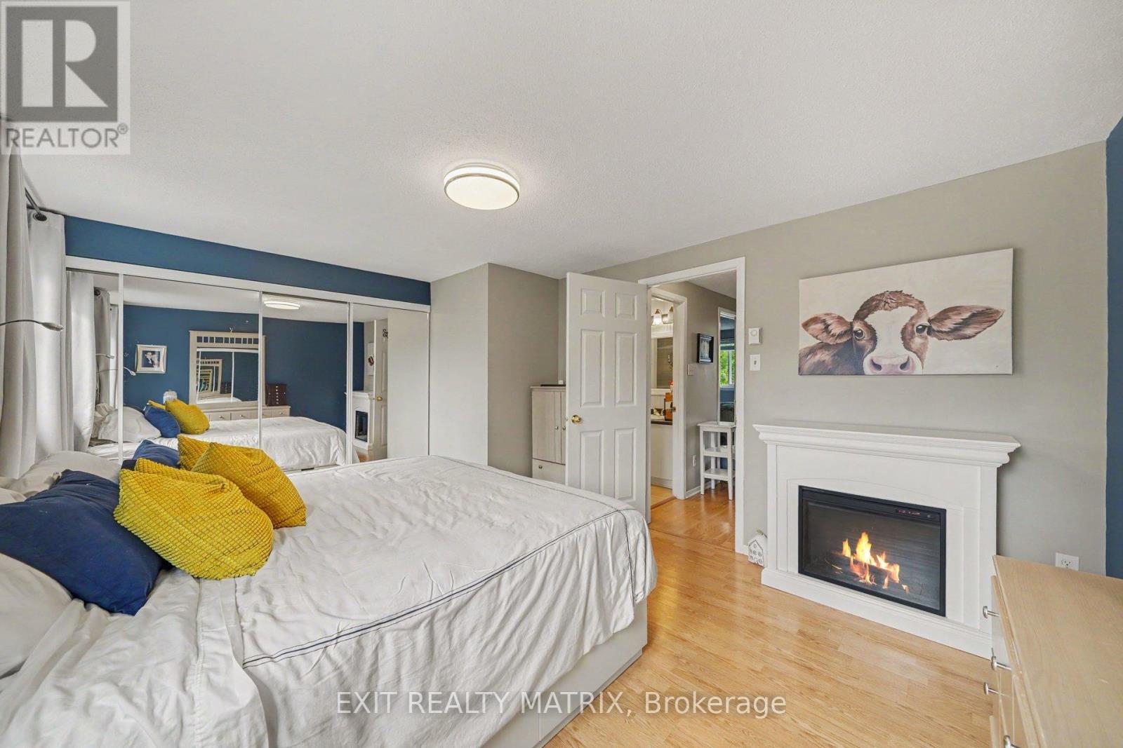 #107 3194 OLYMPIC WAY - 18