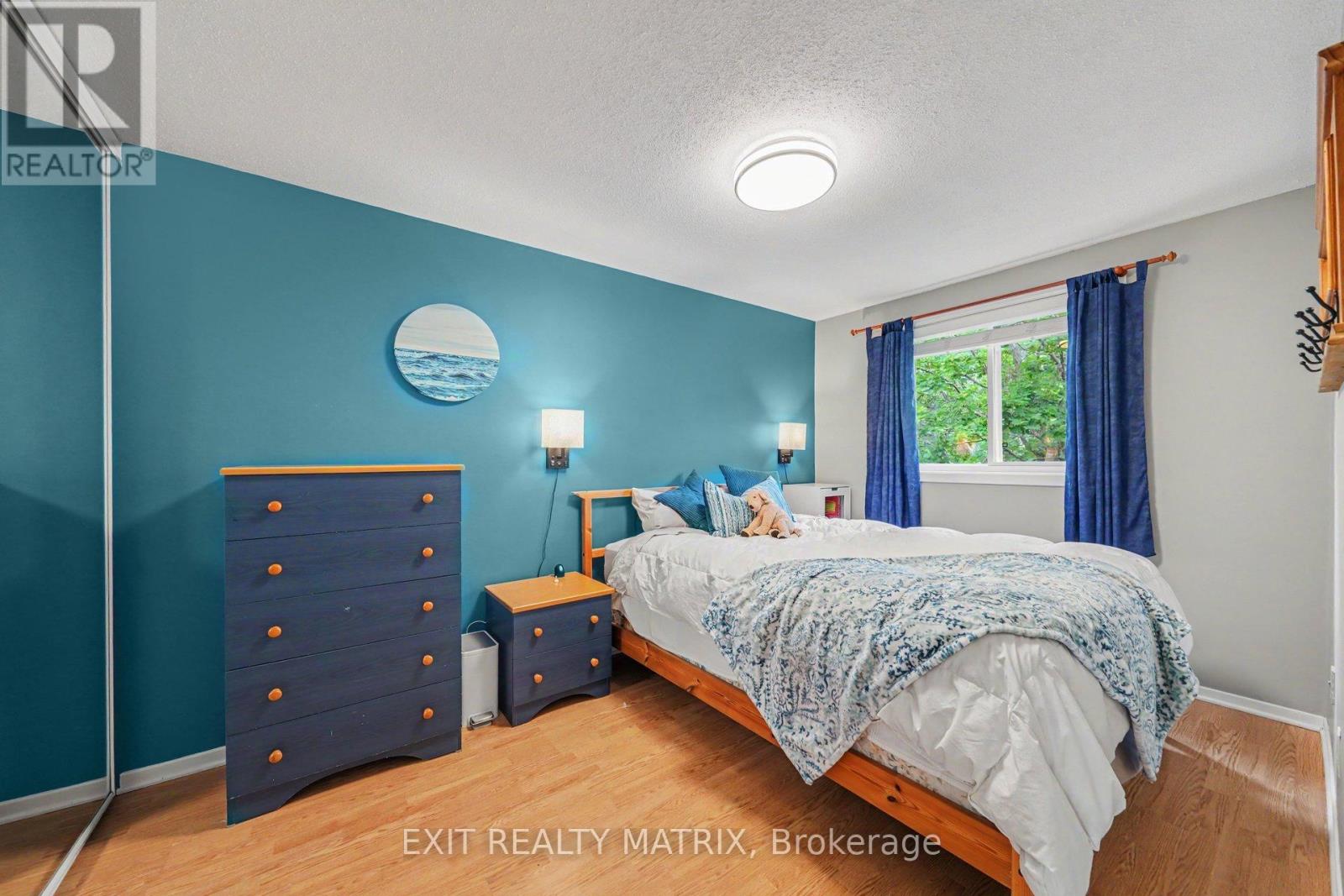 #107 3194 OLYMPIC WAY - 22