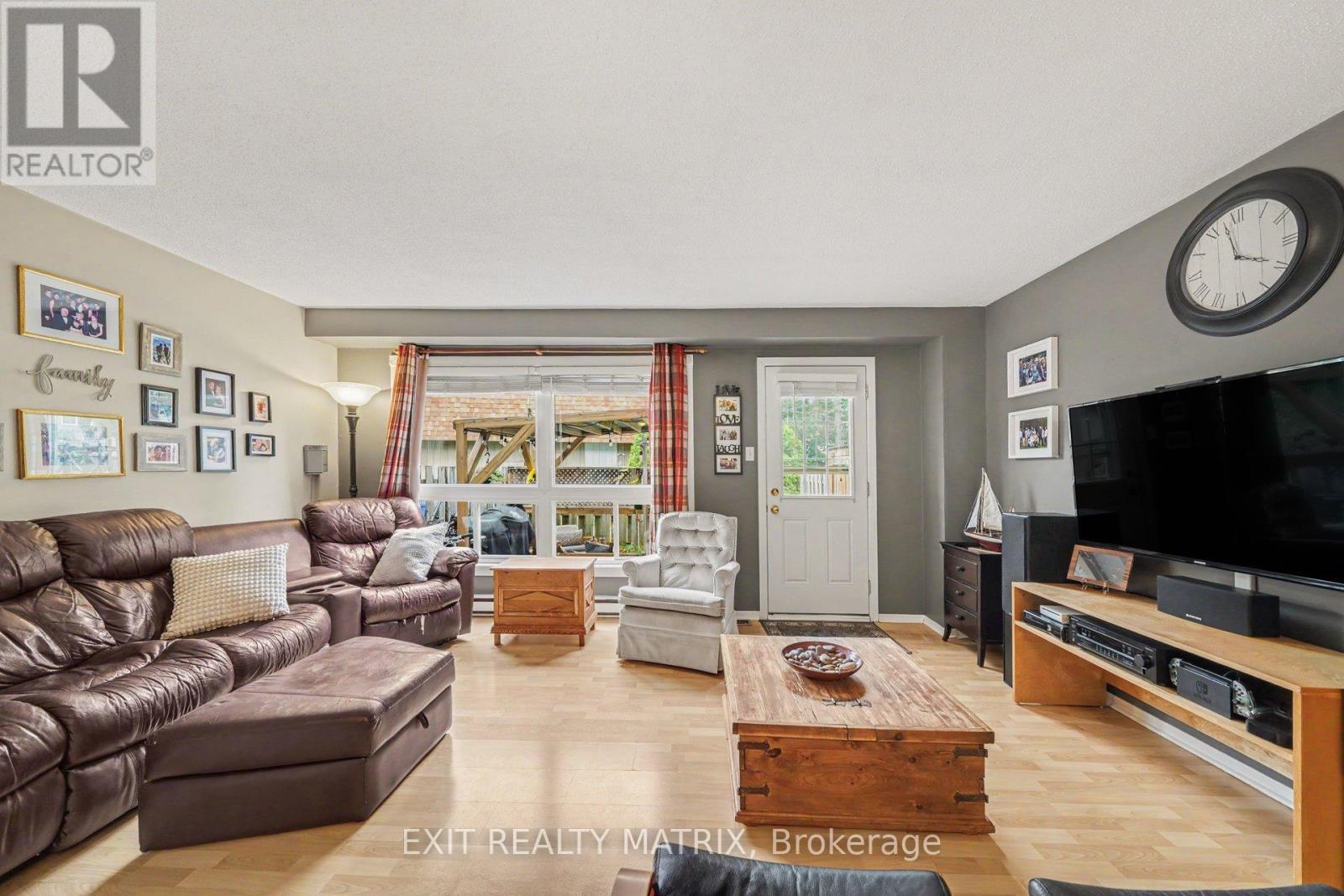 #107 3194 OLYMPIC WAY - 7
