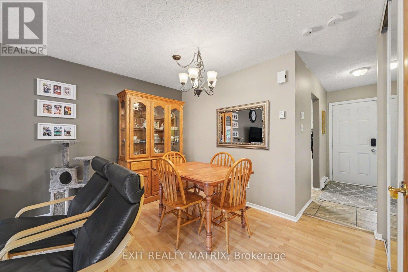 #107 3194 OLYMPIC WAY - 8