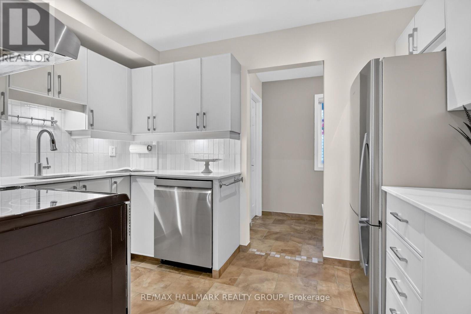 2 Bed, 2 Bath House for Sale in Ottawa – 7 – 817 HIGH STREET E, Ottawa – MLS# X13485950 - Image 25