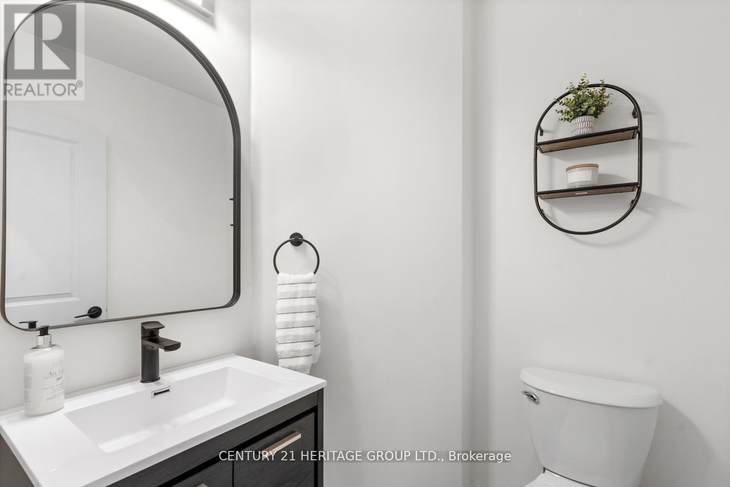 67 ALEX CAMPBELL CRESCENT - 21