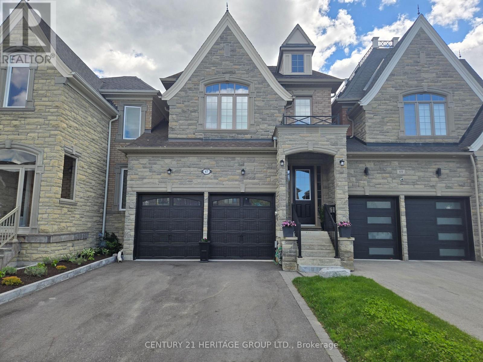 67 ALEX CAMPBELL CRESCENT - 4