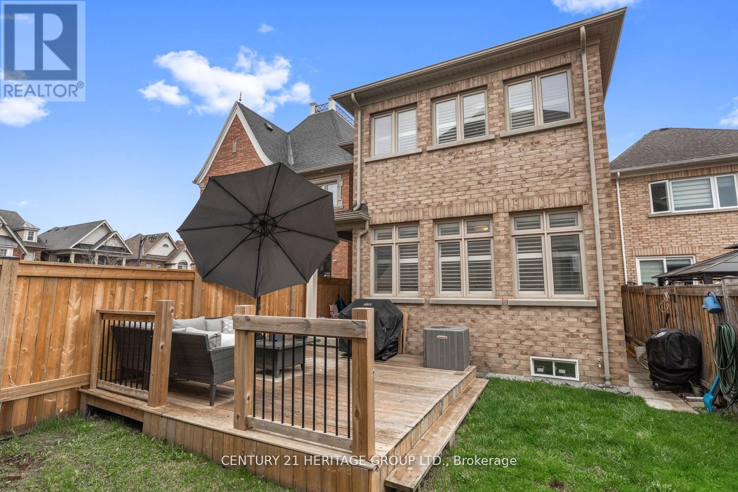 67 ALEX CAMPBELL CRESCENT - 42