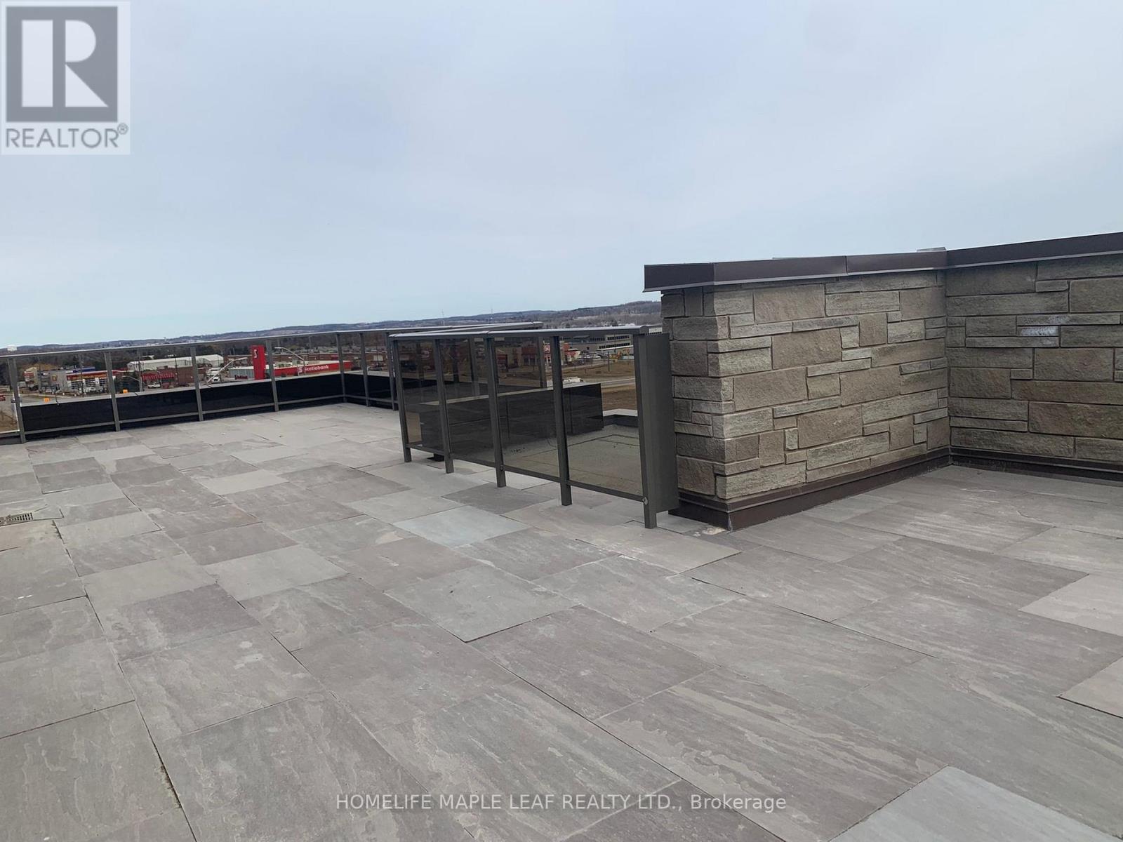 105 SPENCER AVENUE - 21