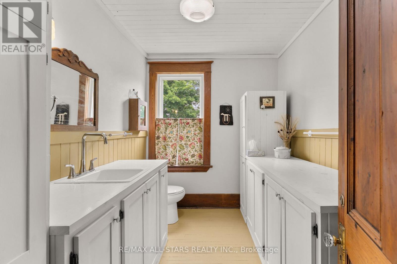 412 COOPER ROAD - 15