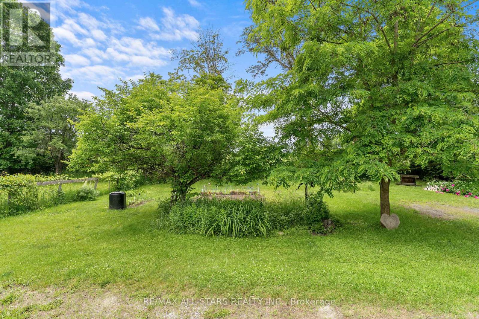 412 COOPER ROAD - 36