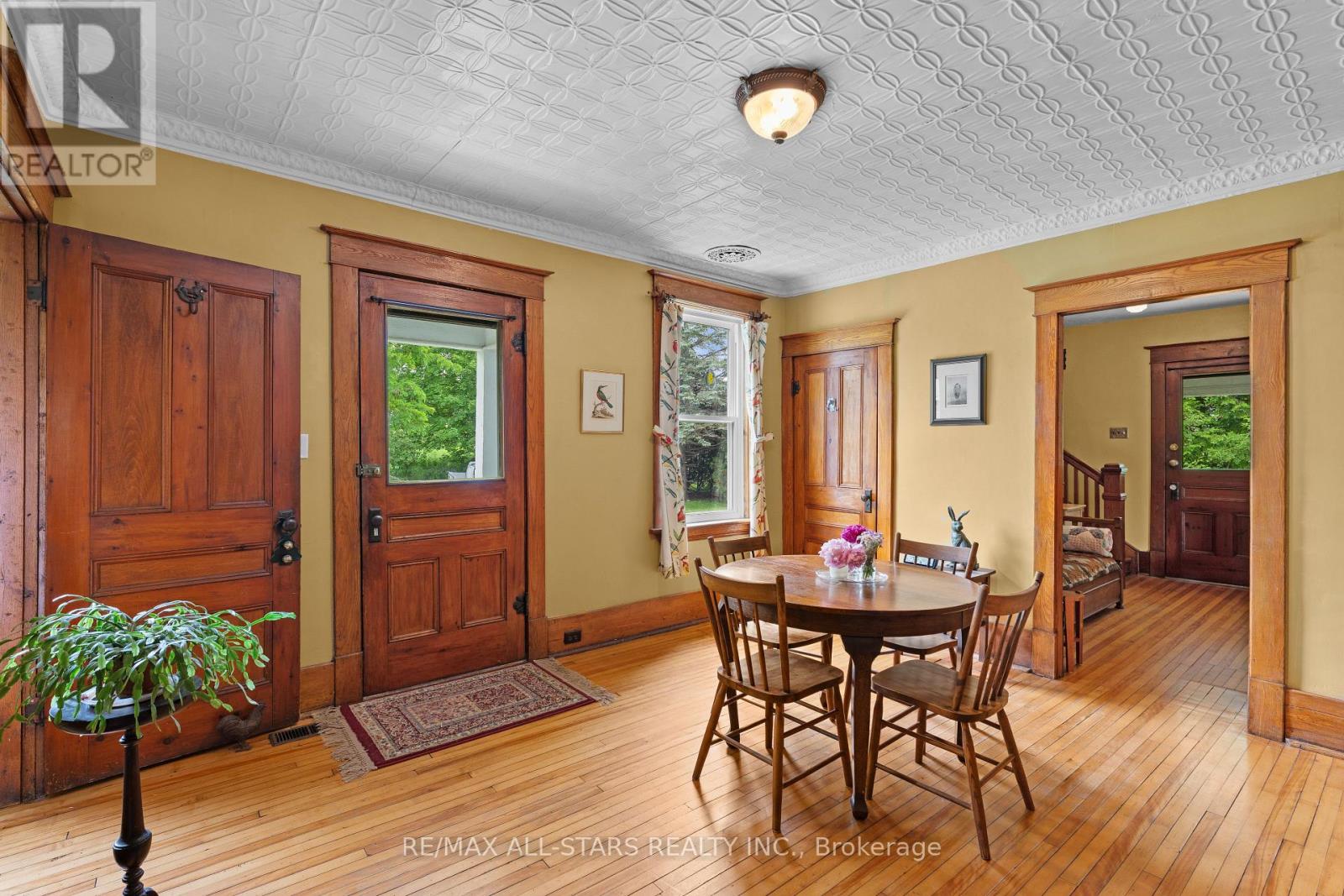 412 COOPER ROAD - 8
