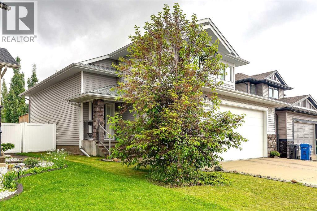 25 Caribou Crescent - 2