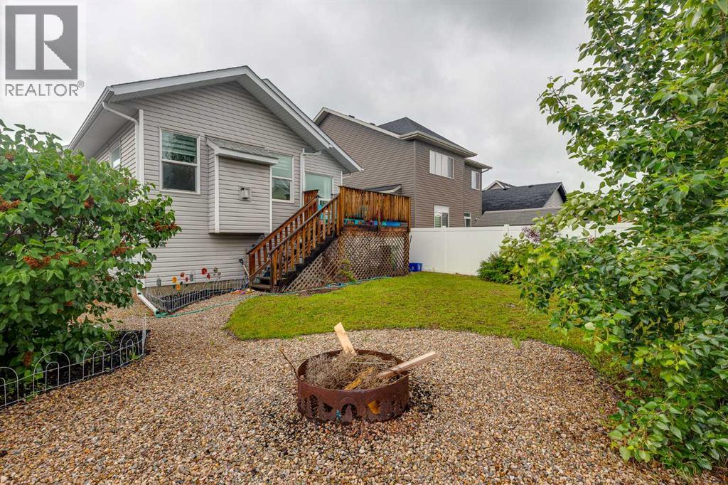 25 Caribou Crescent - 32