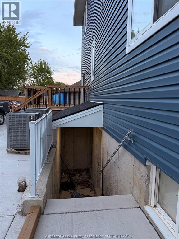 2936 LANGLOIS AVENUE - 5