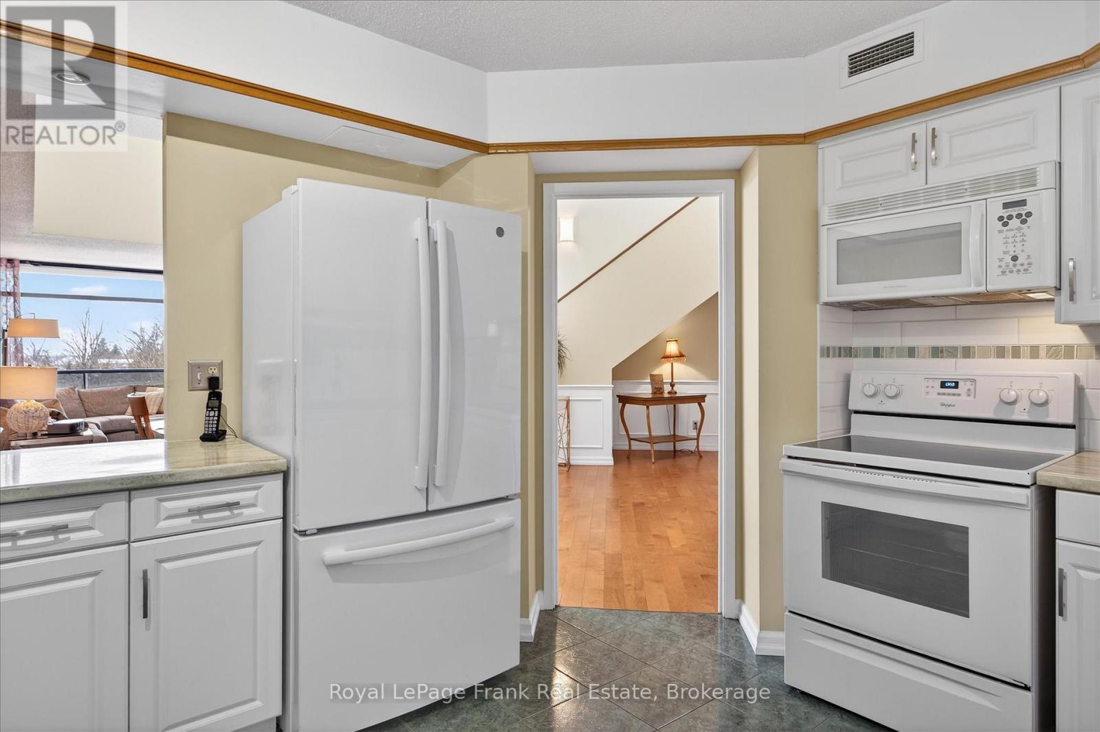 #502 1818 CHERRYHILL ROAD - 16