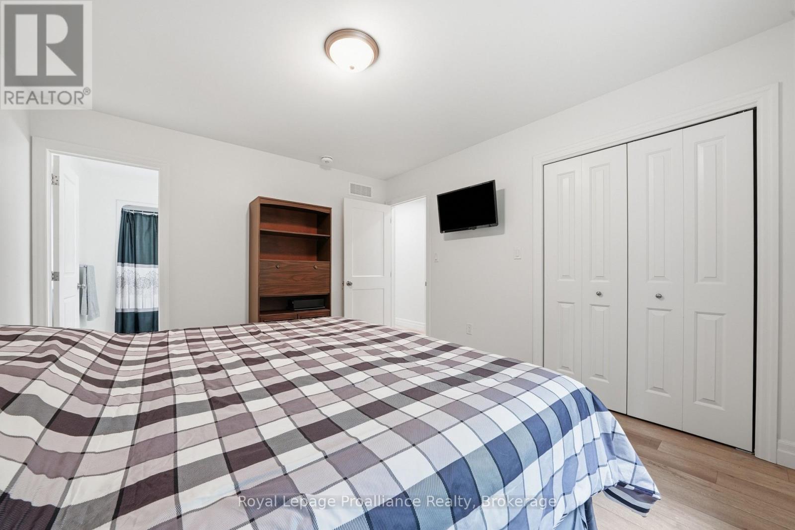 1258 SPRINGBROOK ROAD - 21