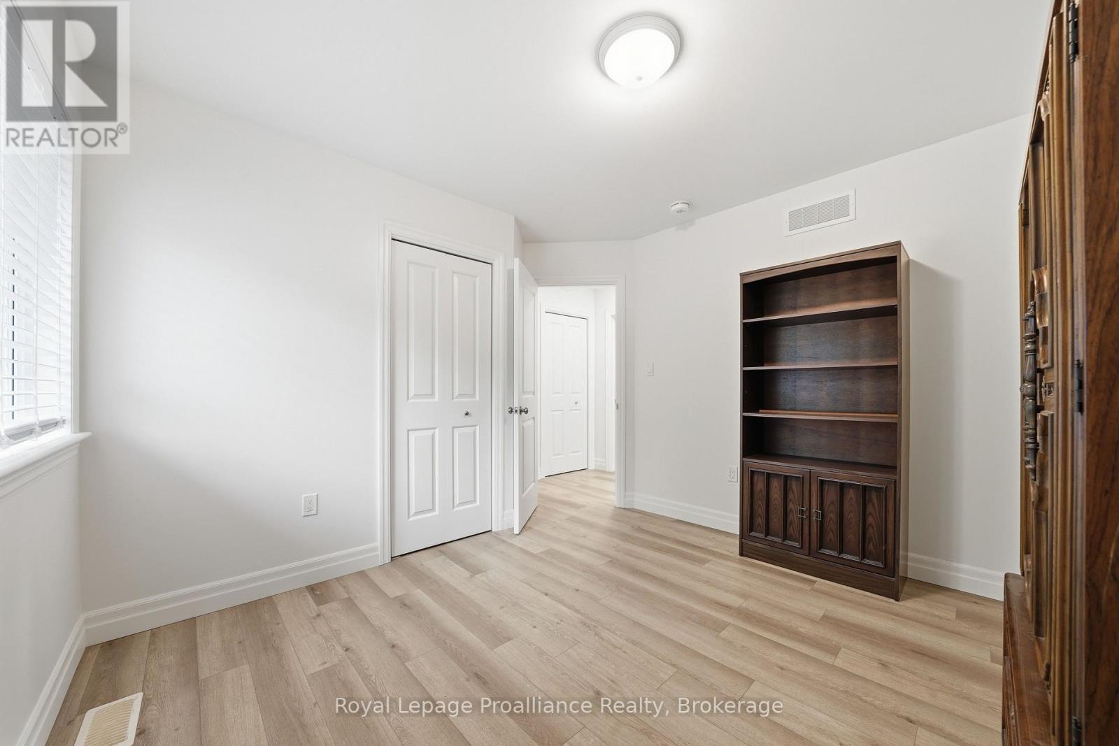 1258 SPRINGBROOK ROAD - 28