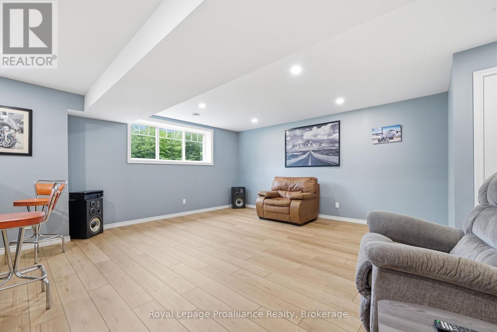 1258 SPRINGBROOK ROAD - 31