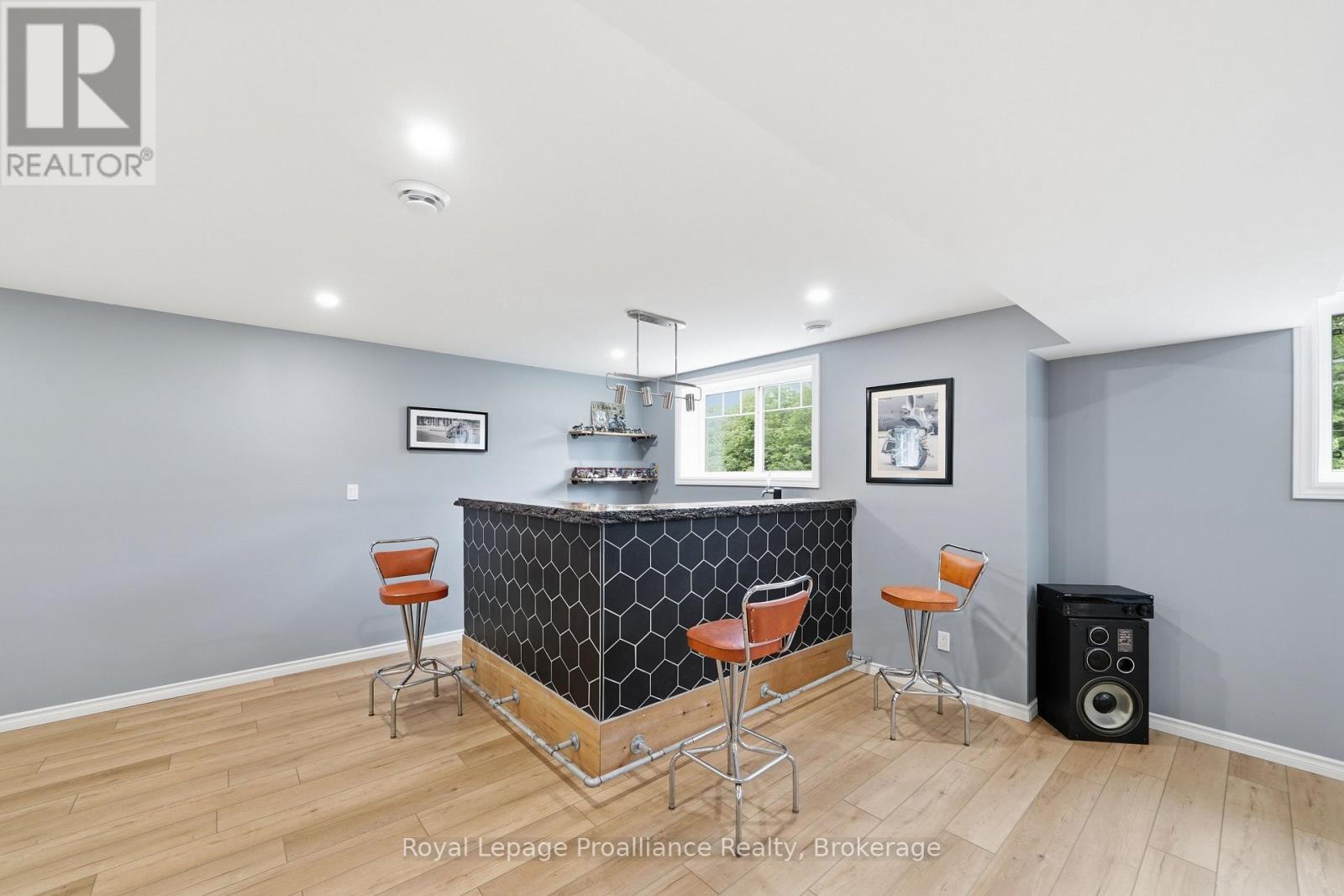 1258 SPRINGBROOK ROAD - 33