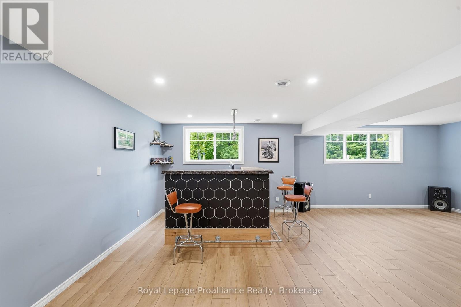 1258 SPRINGBROOK ROAD - 34