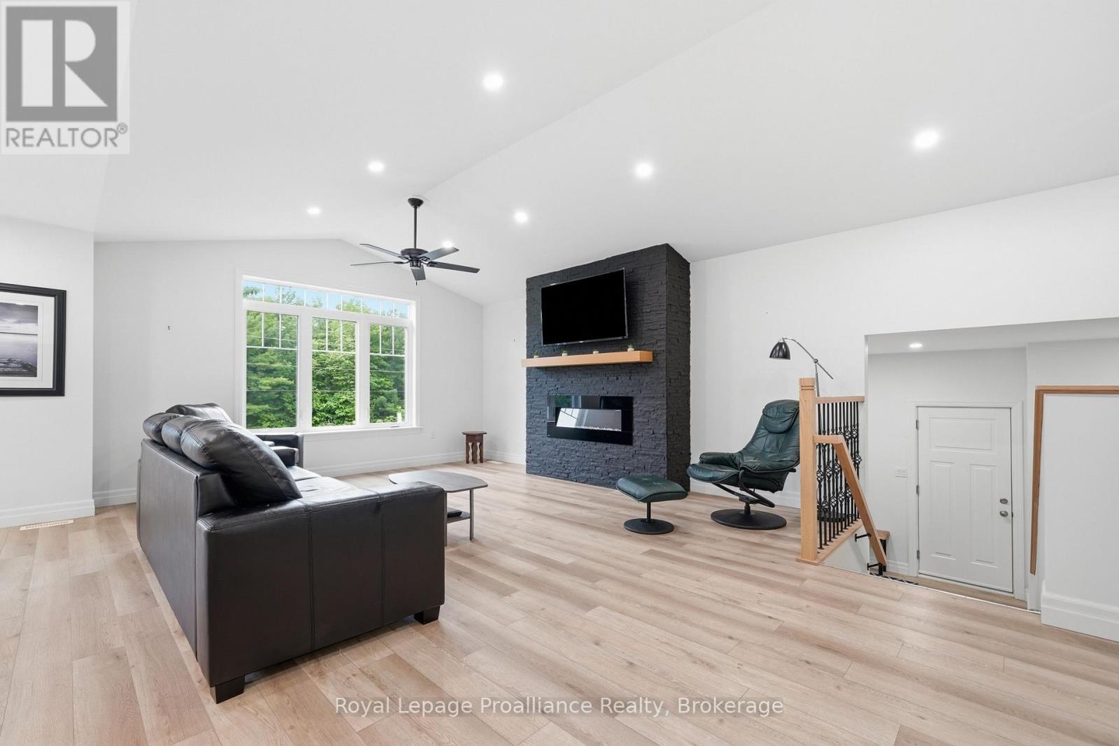 1258 SPRINGBROOK ROAD - 9