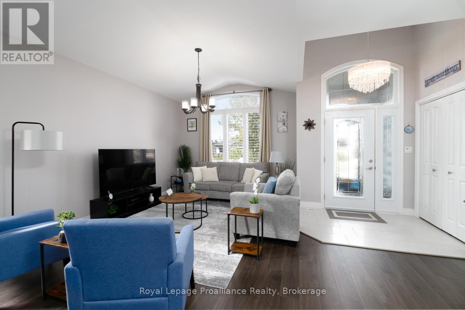 81 SIENNA AVENUE - 5
