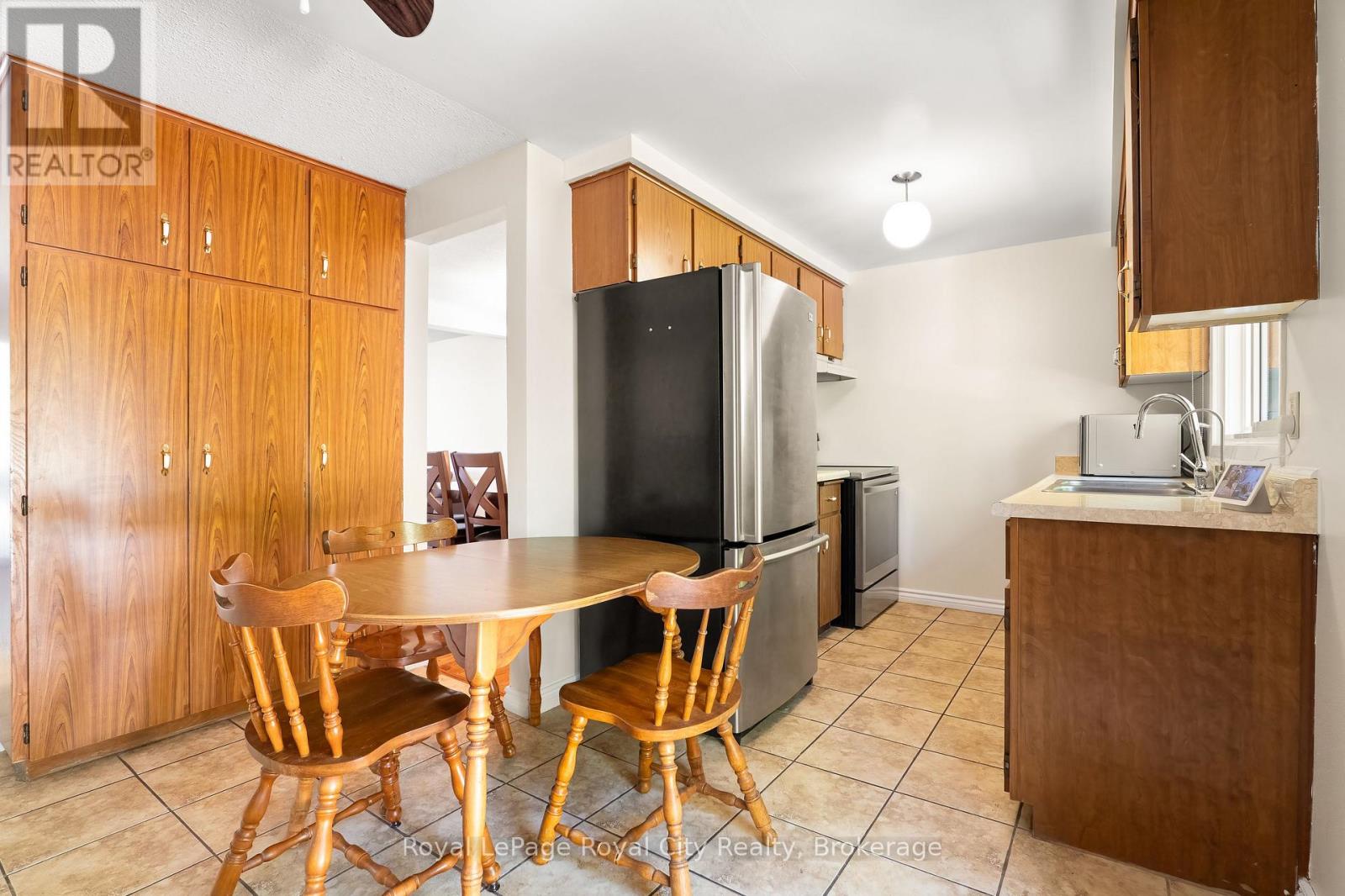 121 IMPERIAL ROAD N - 15