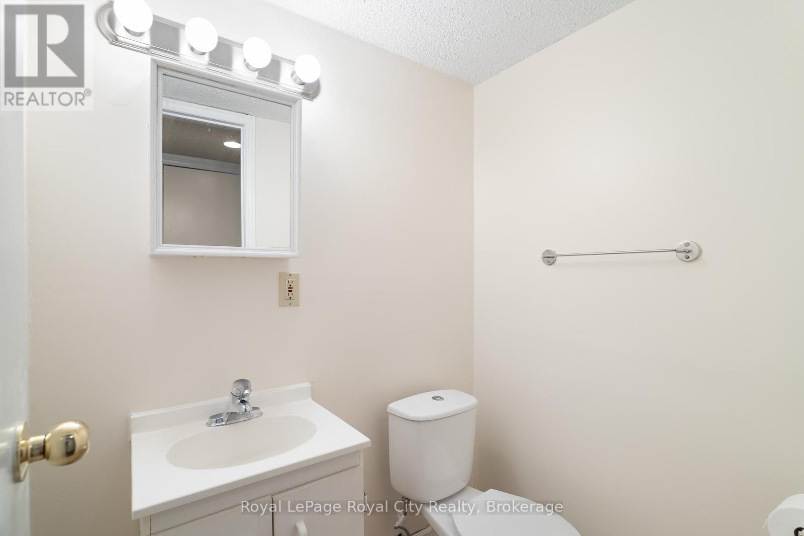 121 IMPERIAL ROAD N - 34