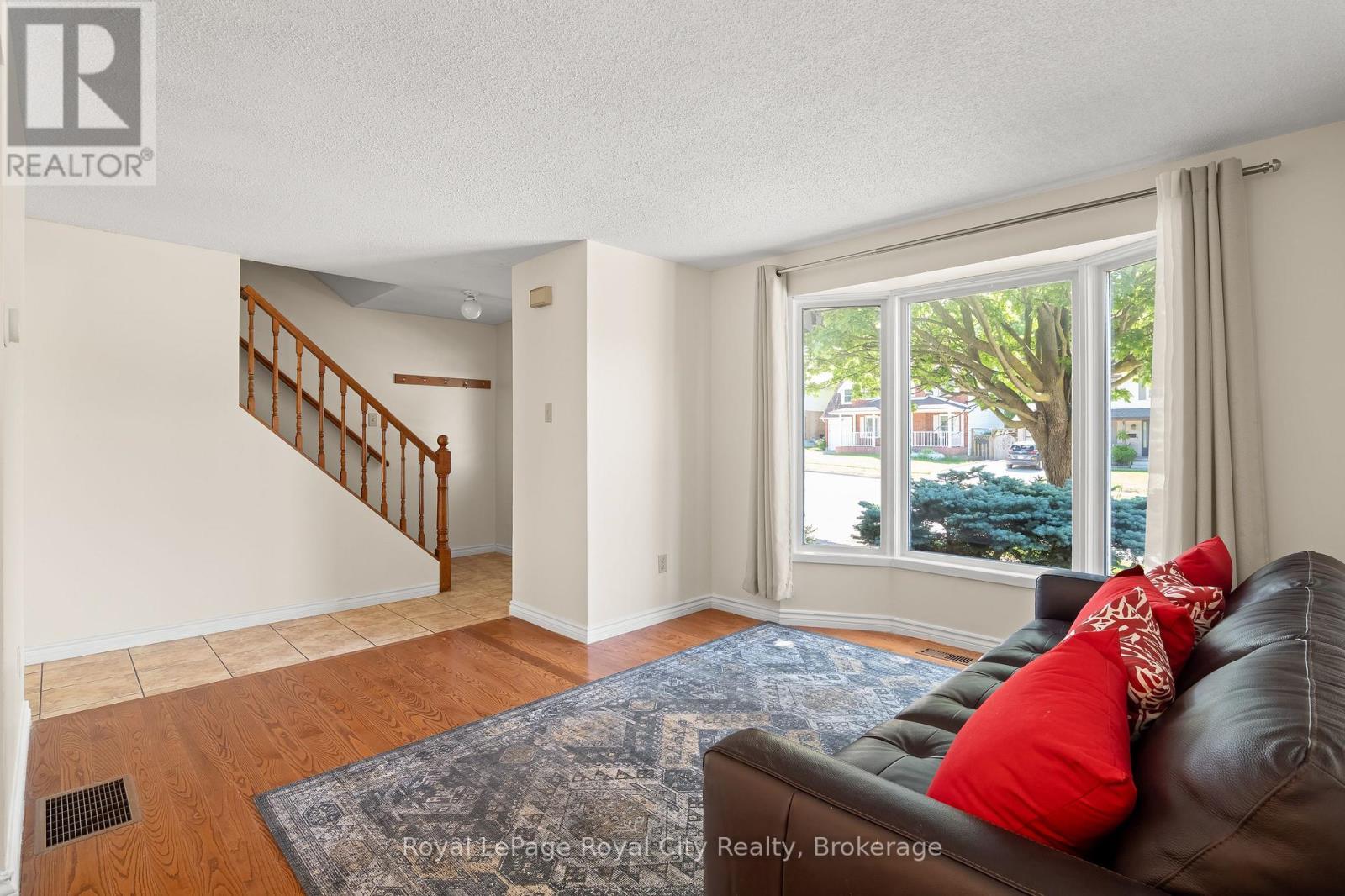 121 IMPERIAL ROAD N - 6
