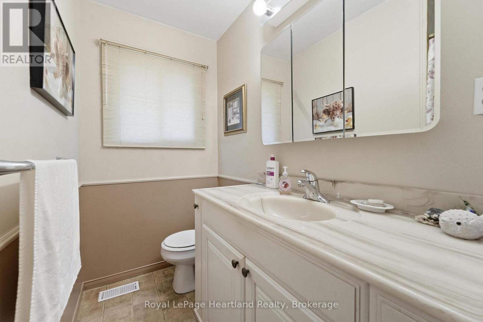 235 HINCKS STREET - Image 14
