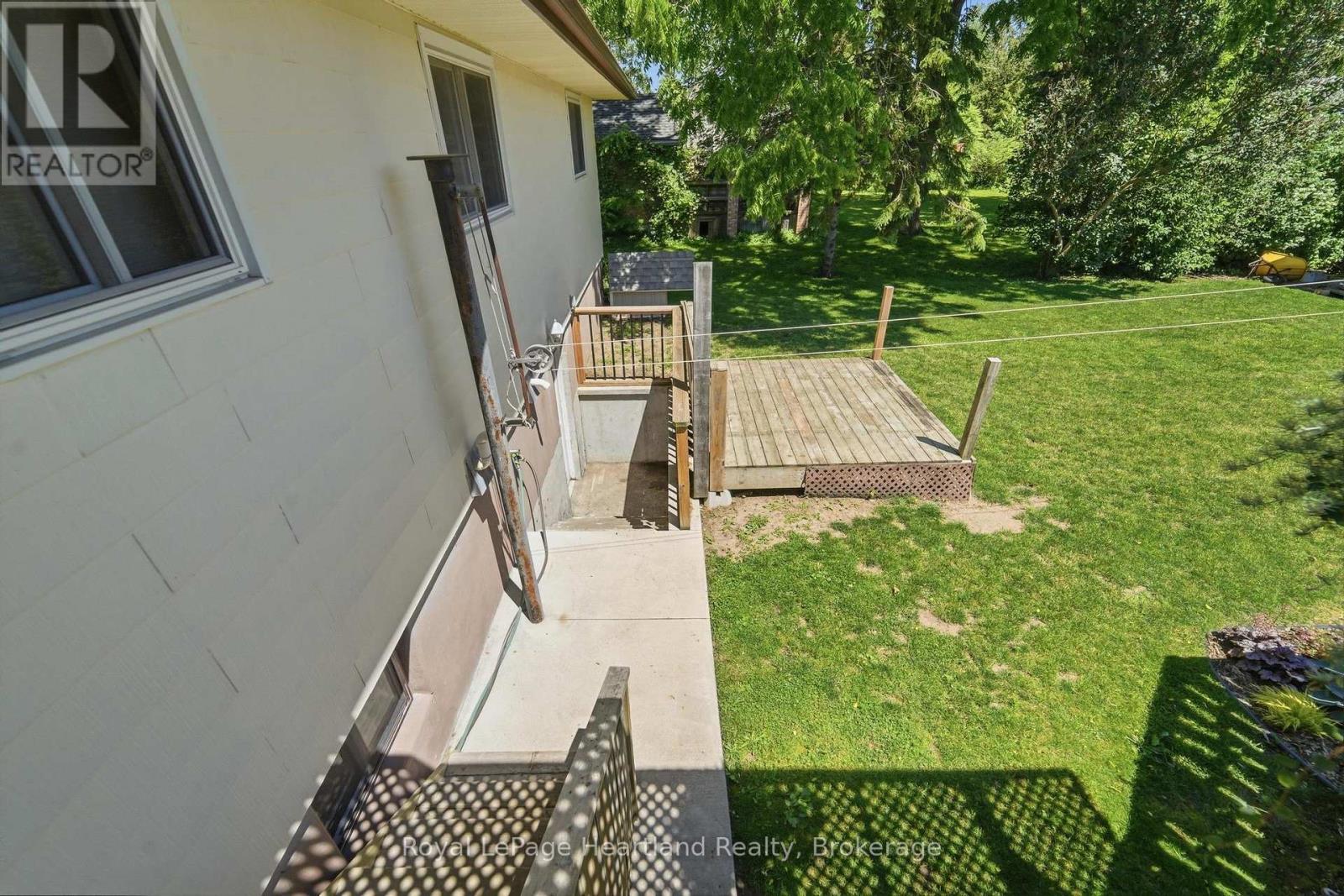 235 HINCKS STREET - Image 37