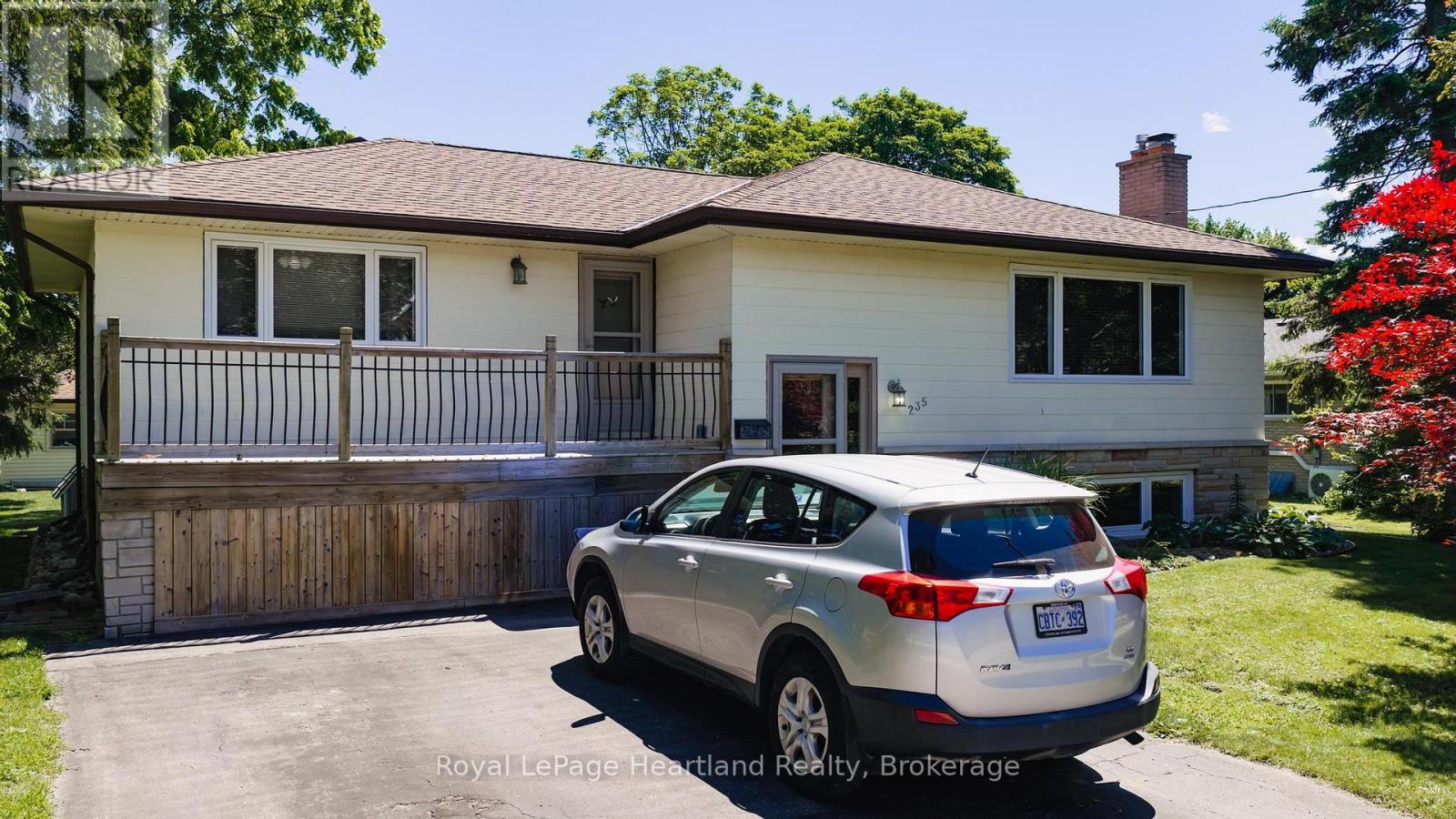 235 HINCKS STREET - 43