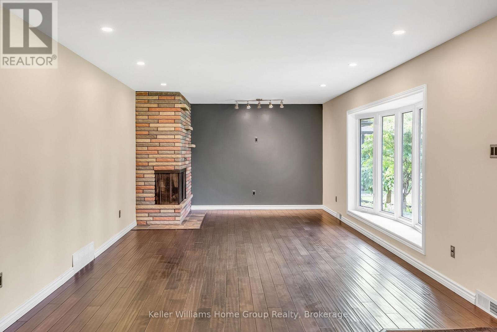 58 REYBURN AVENUE - 12