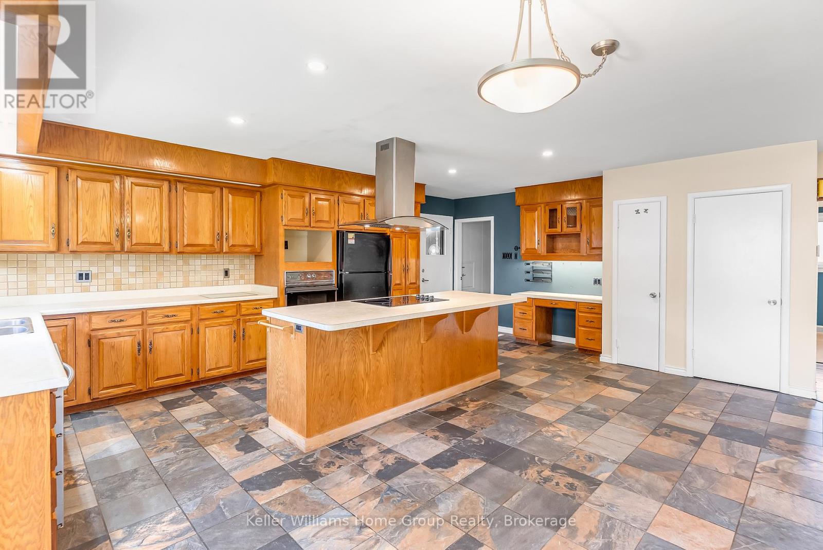 58 REYBURN AVENUE - 19