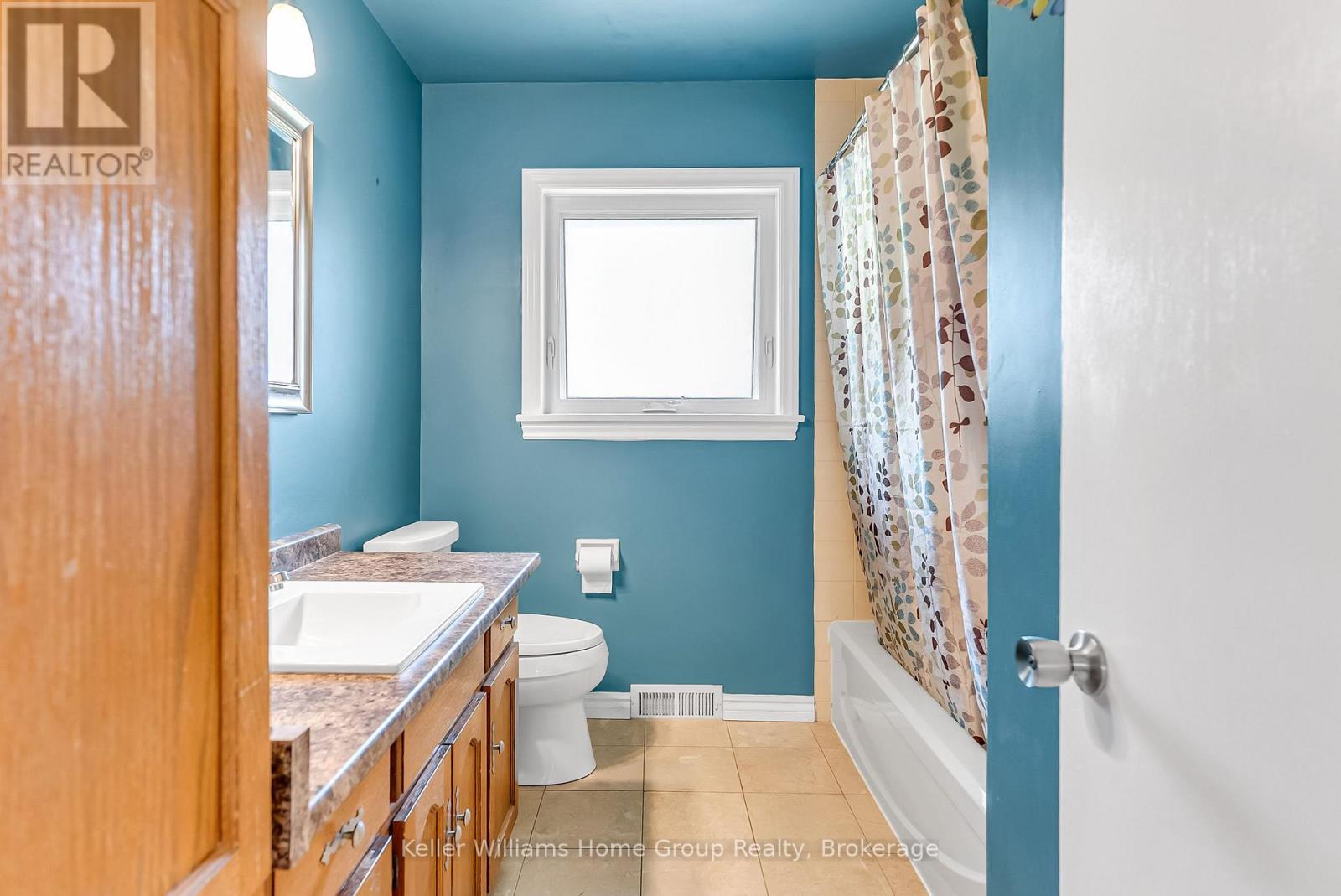 58 REYBURN AVENUE - 23