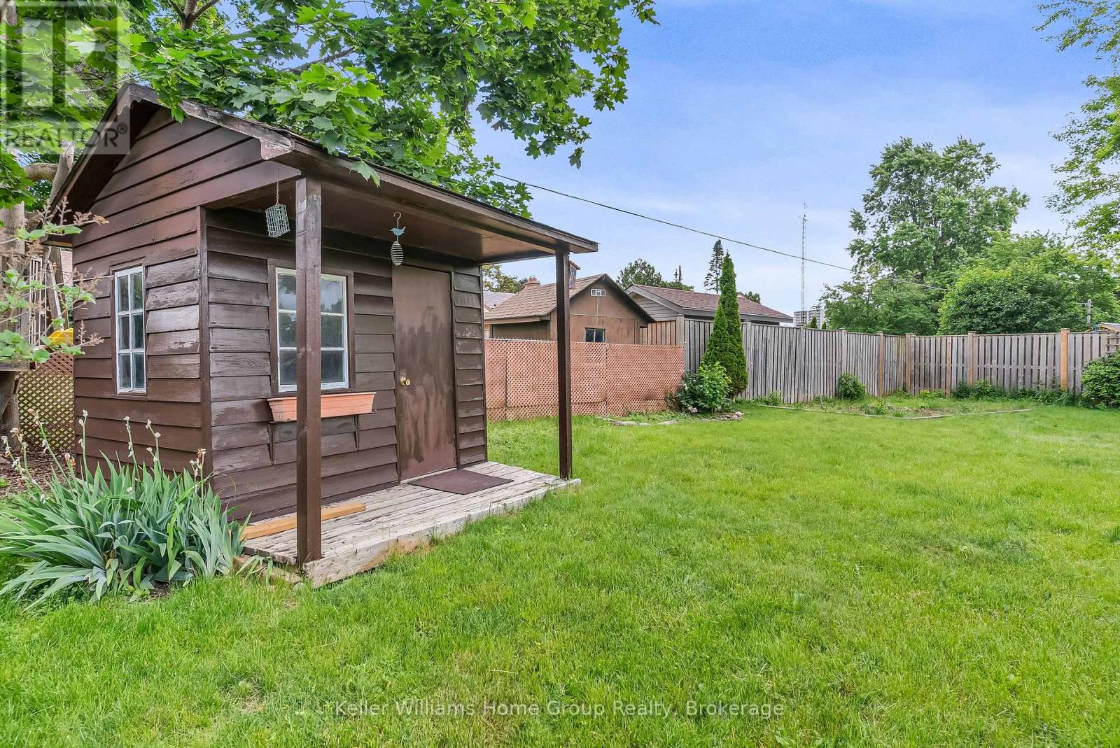 58 REYBURN AVENUE - 36
