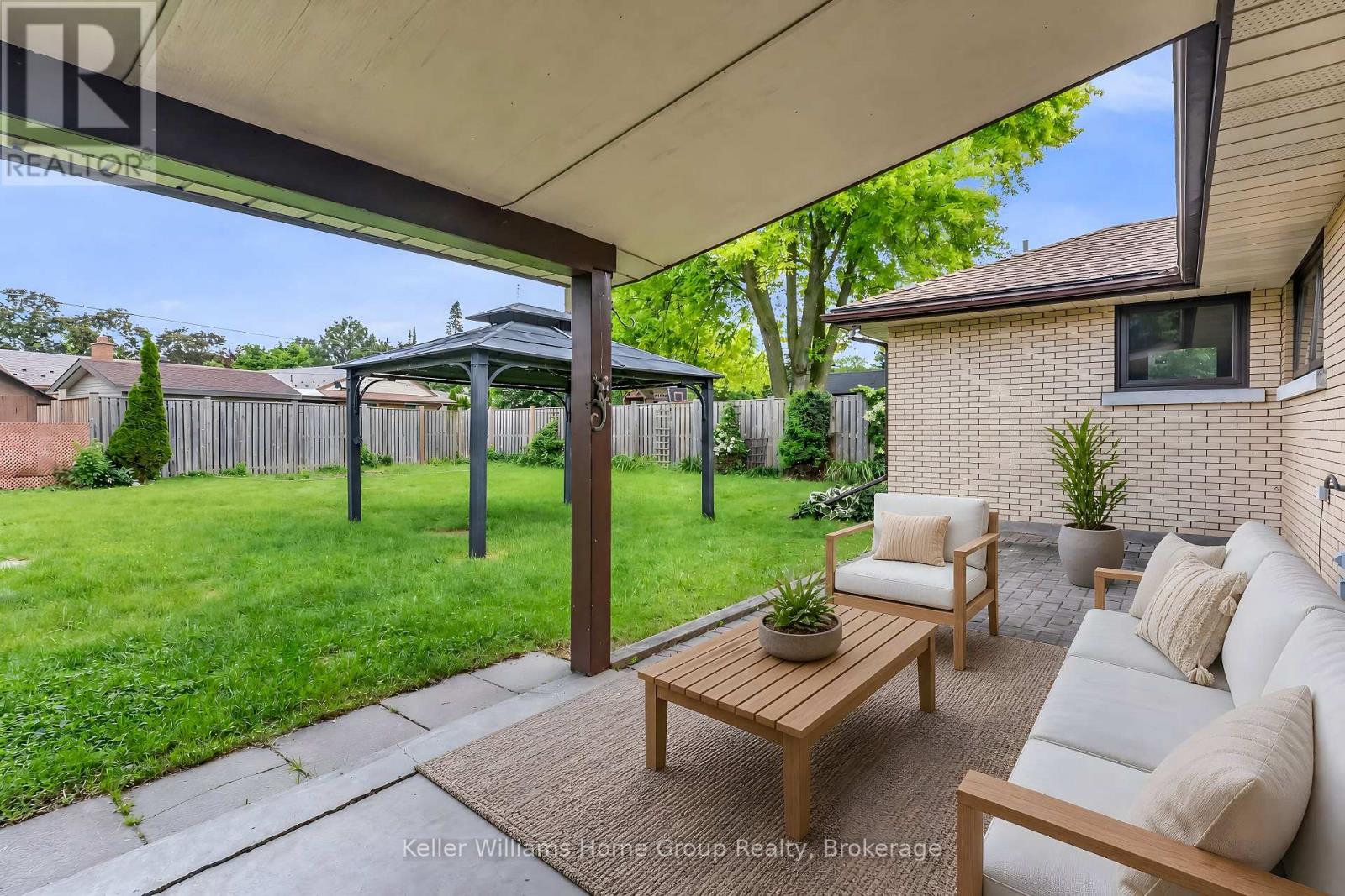 58 REYBURN AVENUE - 37