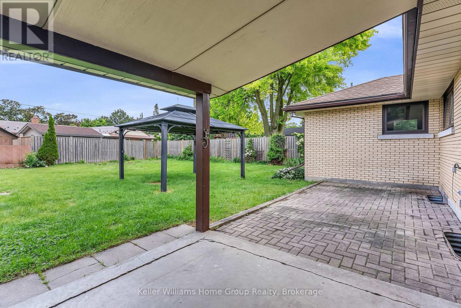 58 REYBURN AVENUE - 38