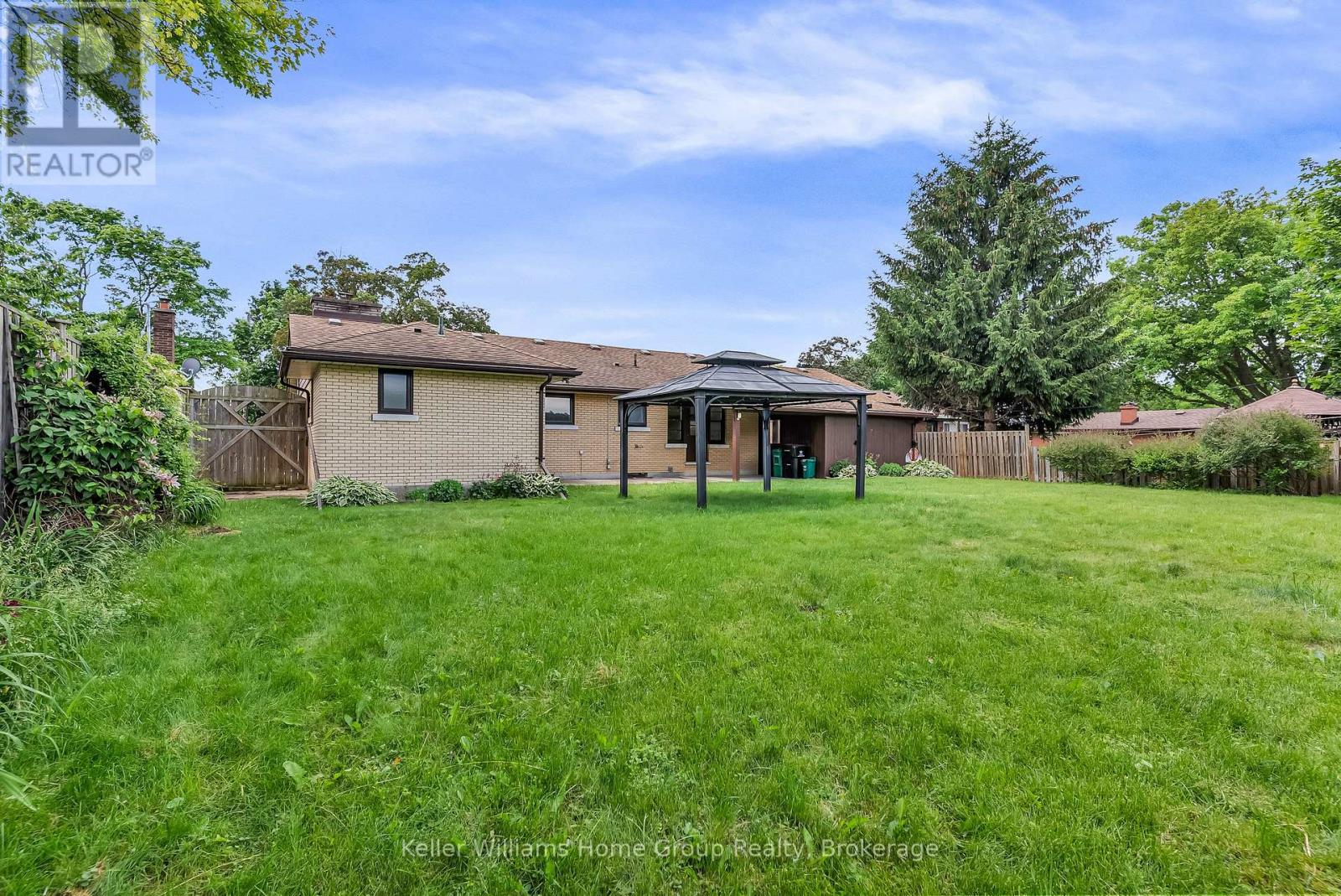 58 REYBURN AVENUE - 39