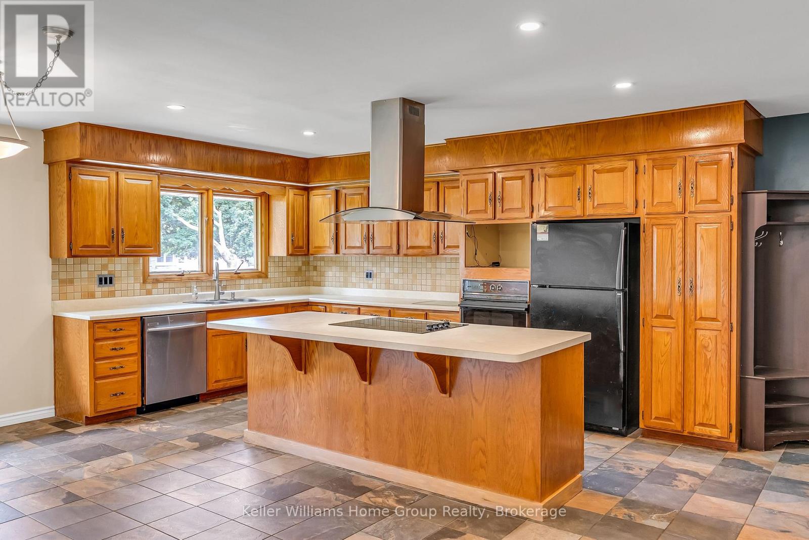 58 REYBURN AVENUE - 8