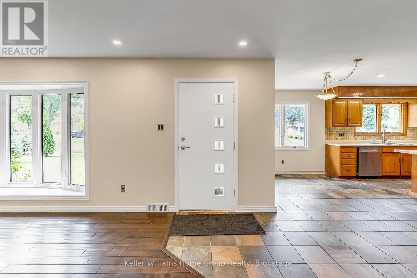 58 REYBURN AVENUE - 9